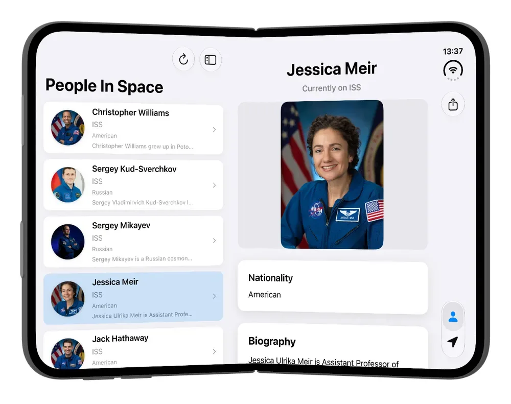 PeopleInSpace: astronauts listed beside their bio when open