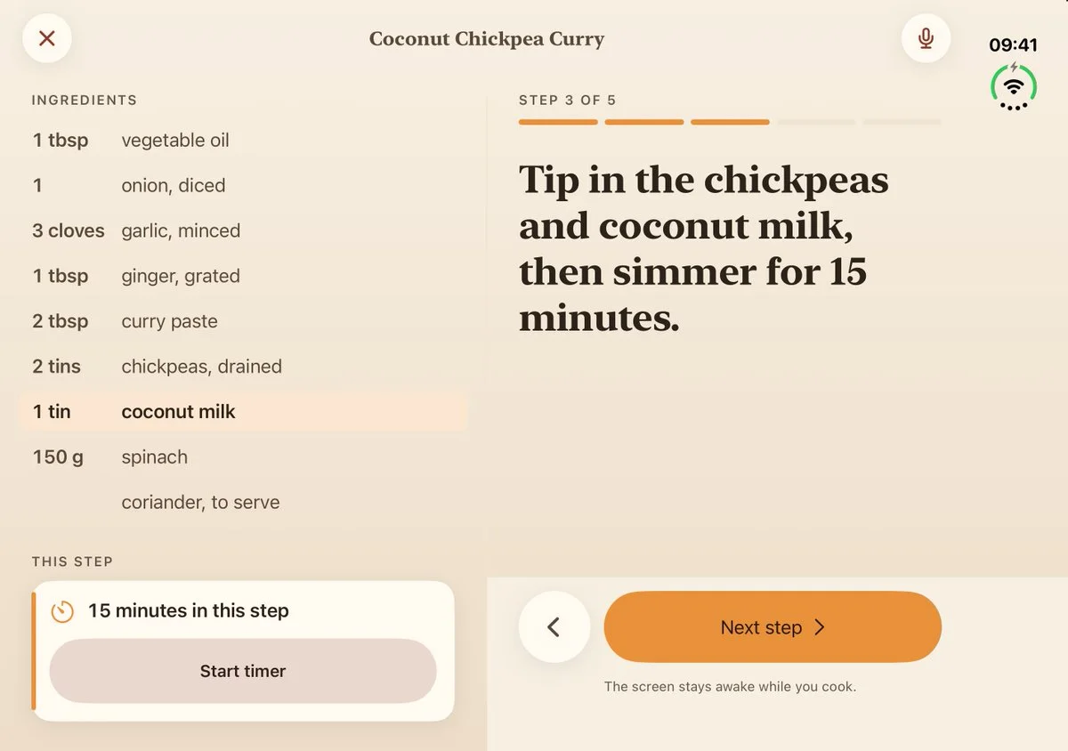 Developer-supplied YumYums iPhone Duo simulator screenshot: ingredients and timer beside the current cooking step.